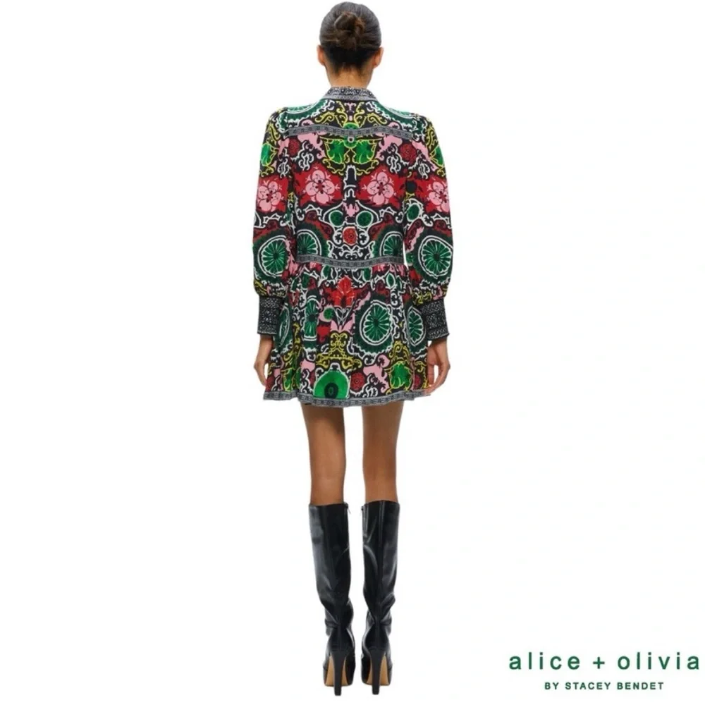 Alice + Olivia Bertha Blouson Sleeve Mini Dress in Monarch Black Print - Picture 4 of 8
